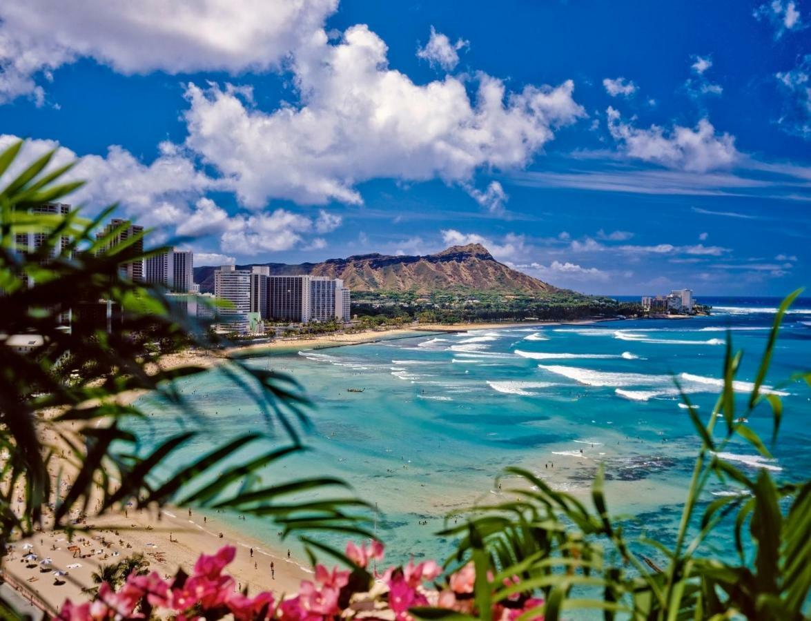 Tropical Escape, Ocean Views With Parking Honolulu